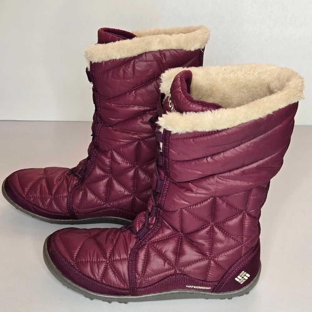 Columbia Powder Summit II Purple Burgundy Faux Fur Insulated Quilted Boots Sz 9